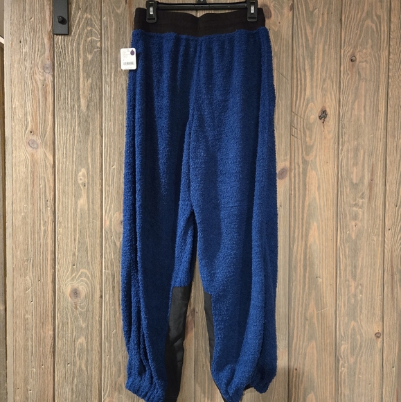 New free people fuzzy sweatpants - Picture 4 of 4